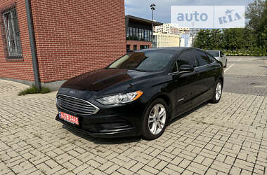 Седан Ford Fusion 2017 в Львові