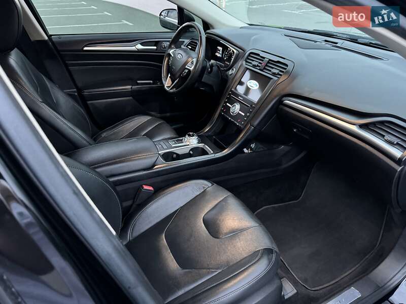 Седан Ford Fusion 2016 в Києві