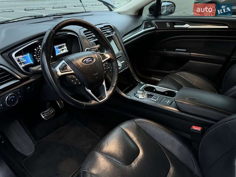 Седан Ford Fusion 2016 в Києві