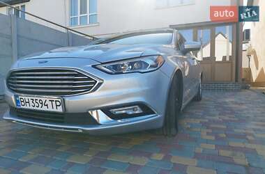 Седан Ford Fusion 2018 в 
