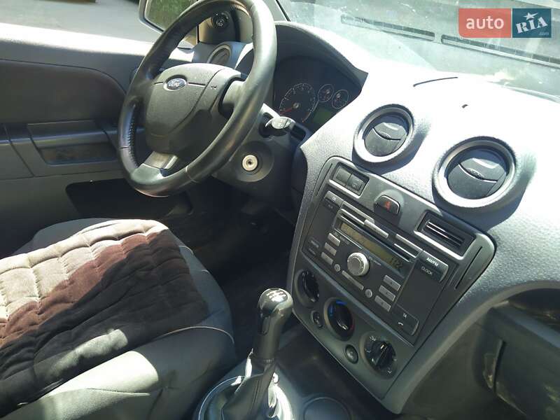 Хэтчбек Ford Fusion 2011 в Одессе