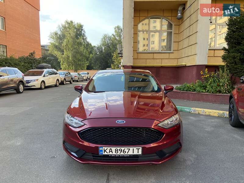 Седан Ford Fusion 2016 в Києві