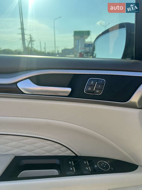 Седан Ford Fusion 2016 в Луцке фото 23 Седан Ford Fusion 2016 в Луцке