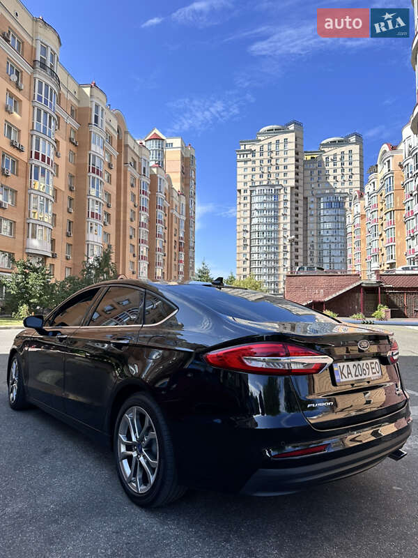 Седан Ford Fusion 2020 в Киеве фото 12 Седан Ford Fusion 2020 в Киеве