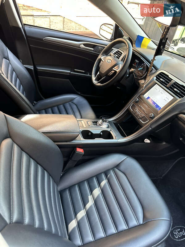 Седан Ford Fusion 2020 в Киеве фото 18 Седан Ford Fusion 2020 в Киеве