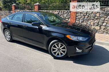 Седан Ford Fusion 2020 в Киеве