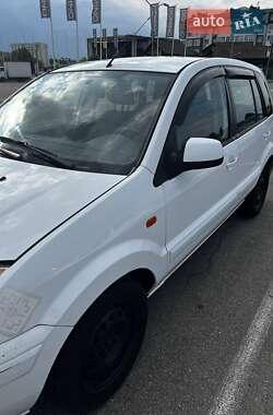 Хэтчбек Ford Fusion 2010 в Киеве