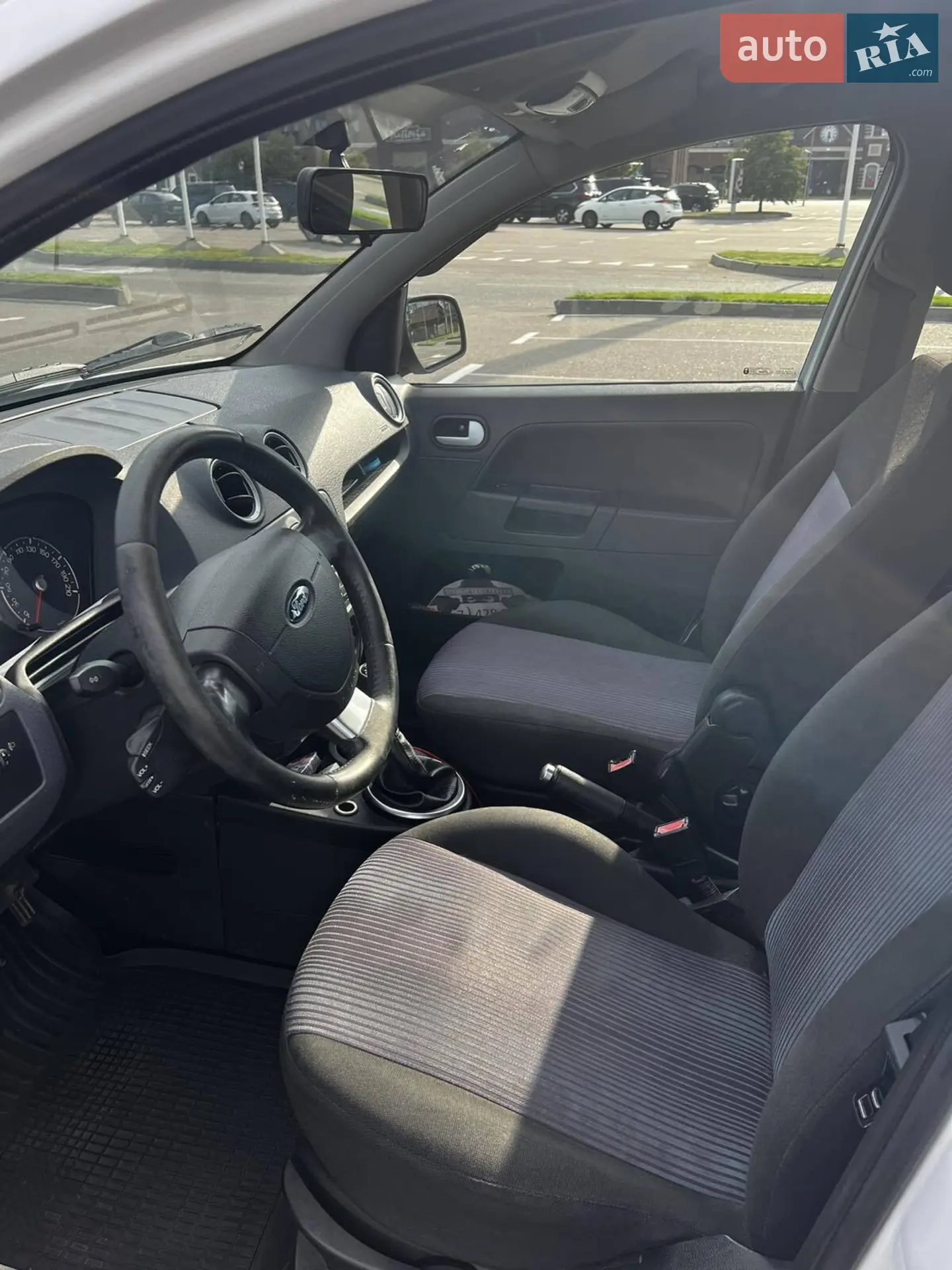 2010 Ford Fusion - мініатюра 15