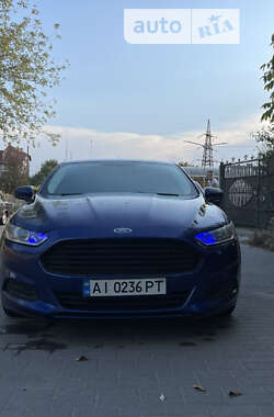 Седан Ford Fusion 2015 в Івано-Франківську