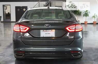 Седан Ford Fusion 2017 в 