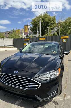 Седан Ford Fusion 2020 в Харкові