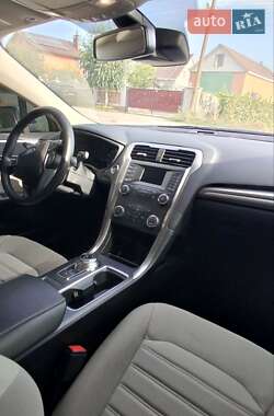 Седан Ford Fusion 2020 в 