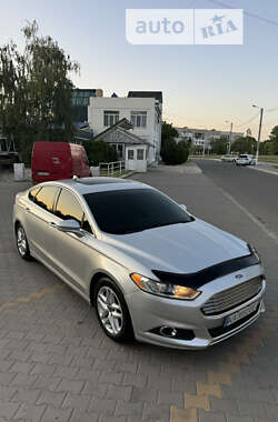 Седан Ford Fusion 2013 в Измаиле