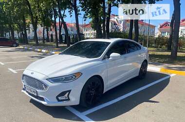 Седан Ford Fusion 2018 в Києві