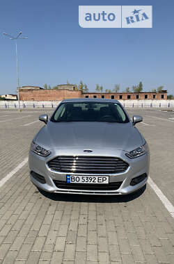 Седан Ford Fusion 2014 в Тернополі