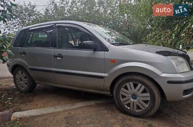 Хетчбек Ford Fusion 2003 в 