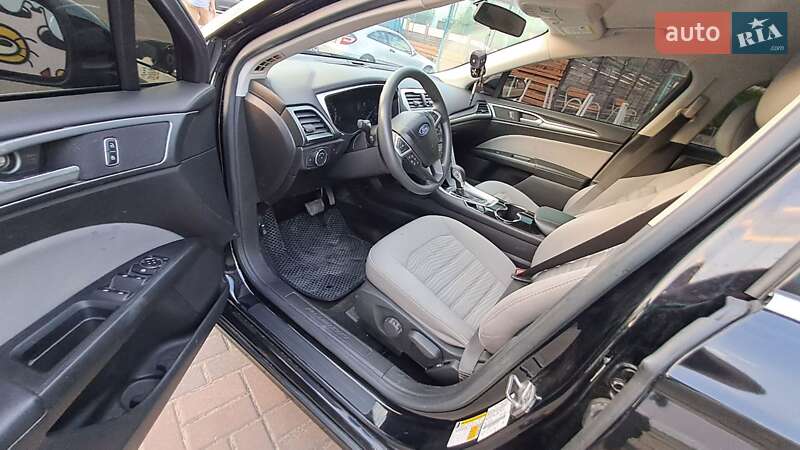 Седан Ford Fusion 2016 в Луцке