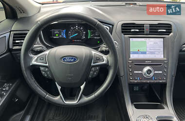 Седан Ford Fusion 2019 в Києві