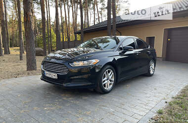 Седан Ford Fusion 2015 в Житомире