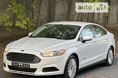 Седан Ford Fusion 2015 в Львове