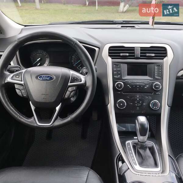 Седан Ford Fusion 2014 в Хмільнику