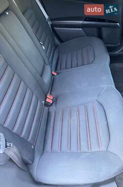 Седан Ford Fusion 2015 в 