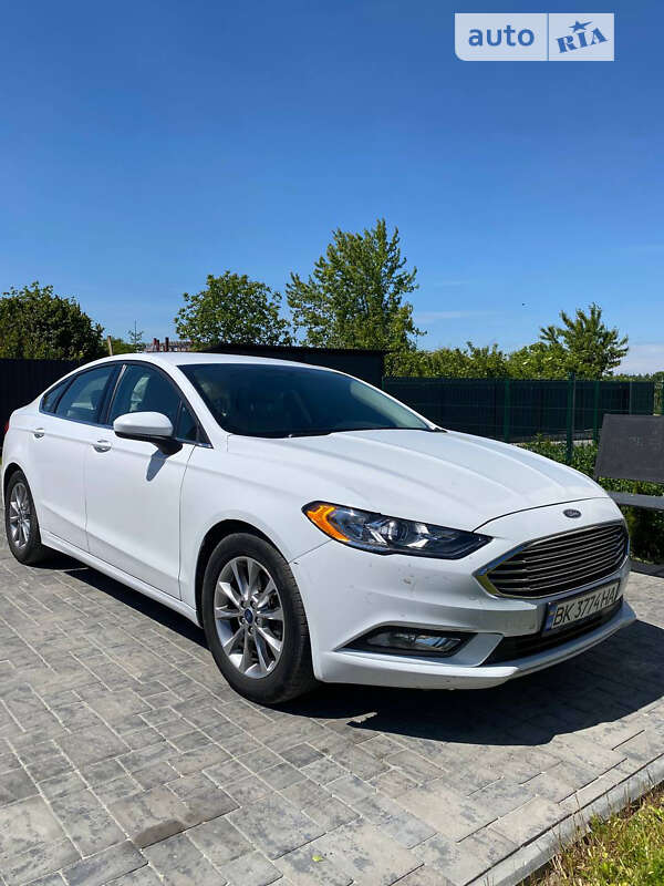 Седан Ford Fusion 2016 в Здолбунове