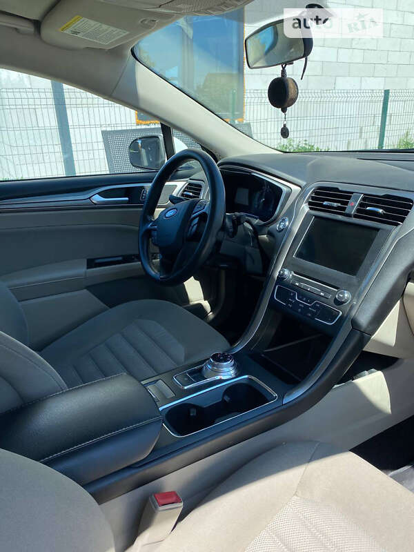 Седан Ford Fusion 2016 в Здолбунове