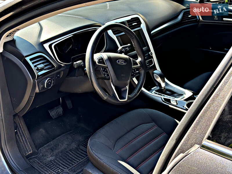 Седан Ford Fusion 2016 в Киеве