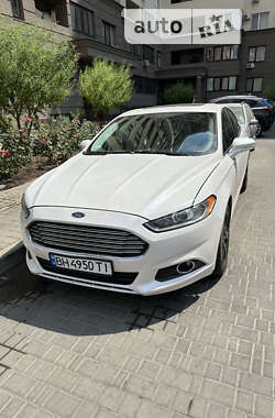 Седан Ford Fusion 2013 в Одесі