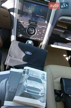 Седан Ford Fusion 2016 в 