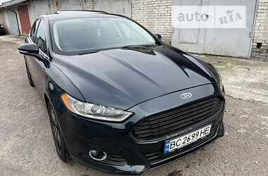 Седан Ford Fusion 2013 в Львові