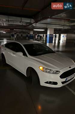 Седан Ford Fusion 2013 в Львове