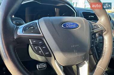 Седан Ford Fusion 2015 в Києві