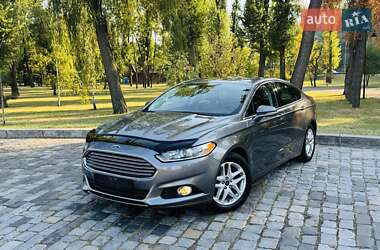 Седан Ford Fusion 2013 в Києві