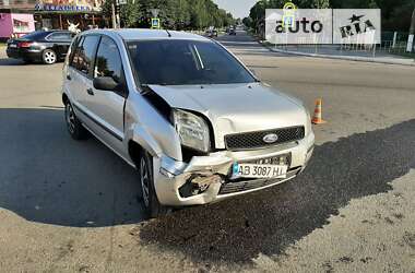 Хэтчбек Ford Fusion 2005 в Гайсине