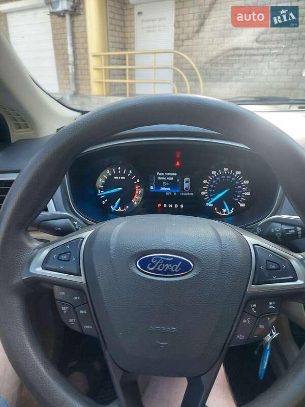 Седан Ford Fusion 2015 в Чернігові фото 11 Седан Ford Fusion 2015 в Чернігові
