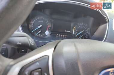 Седан Ford Fusion 2014 в 