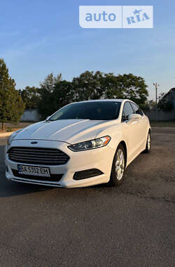 Седан Ford Fusion 2014 в Александрие