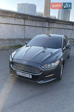 Седан Ford Fusion 2014 в 