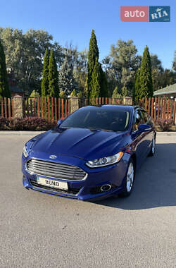 Седан Ford Fusion 2013 в 