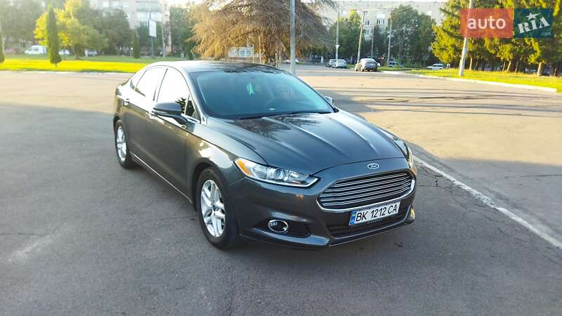 Ford Fusion 2015
