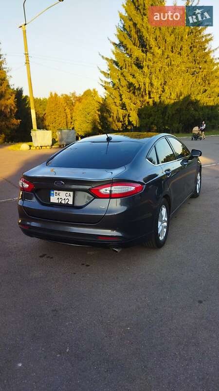 Седан Ford Fusion 2015 в Рівному фото 4 Седан Ford Fusion 2015 в Рівному