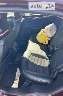 Седан Ford Fusion 2016 в Києві