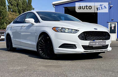 Седан Ford Fusion 2014 в Києві