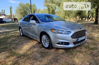 Седан Ford Fusion 2015 в Киеве