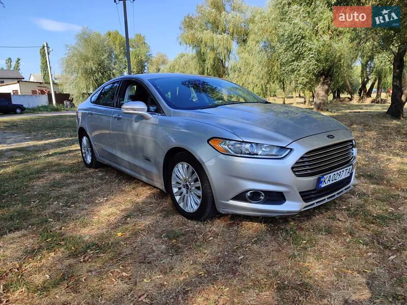 Ford Fusion 2015