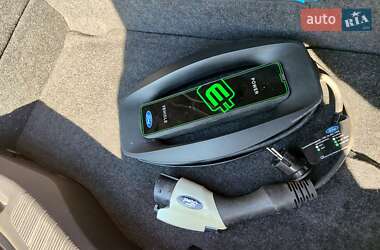 Седан Ford Fusion 2015 в Києві