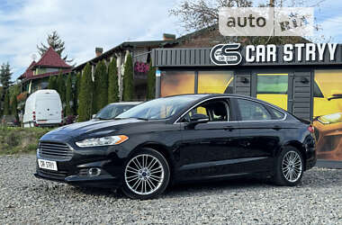 Седан Ford Fusion 2014 в Стрию