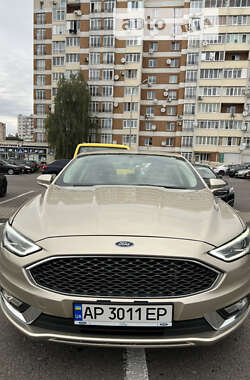 Седан Ford Fusion 2017 в Львові